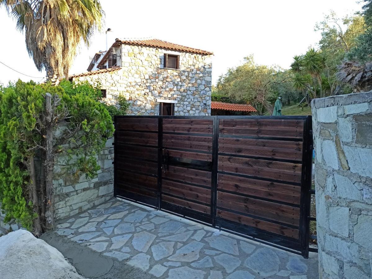 Deep Blue Villa At Potistika Exterior photo